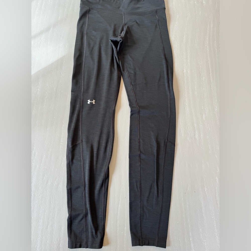 Under Armour Charcoal Performance Leggings
